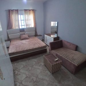 🏠 غرفة للإيجار – الخوير