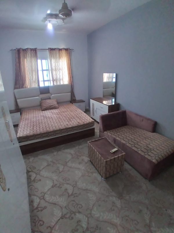 🏠 غرفة للإيجار – الخوير